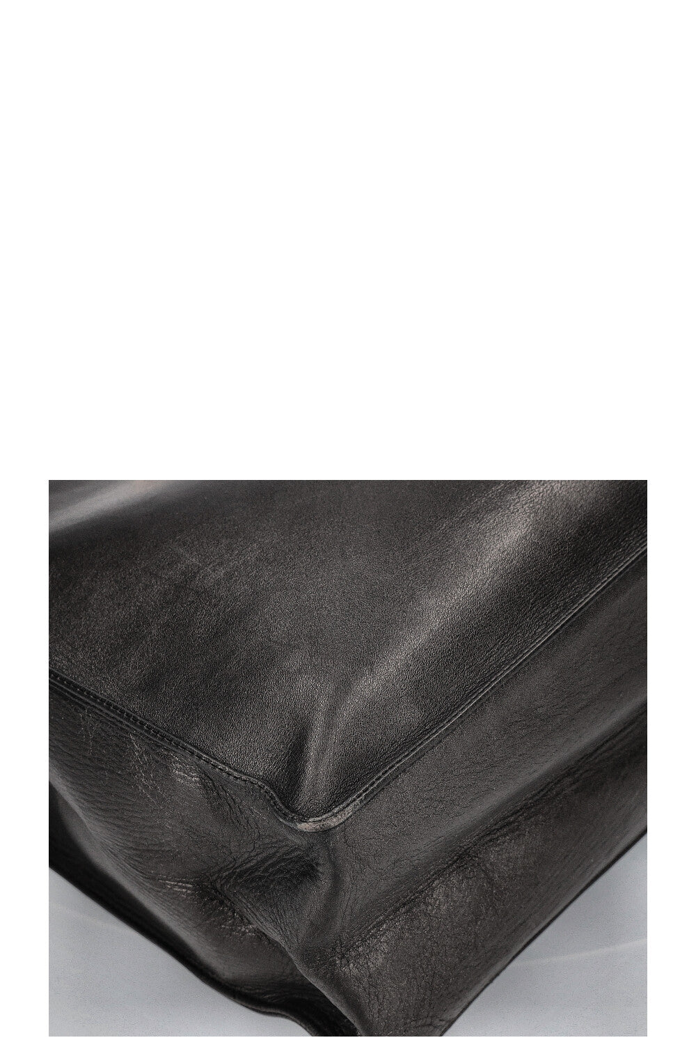 CHANEL Vintage CC Chain Tote Black