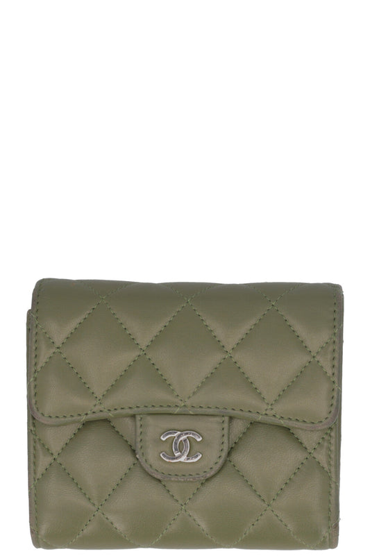 CHANEL Classic Wallet Leather Green