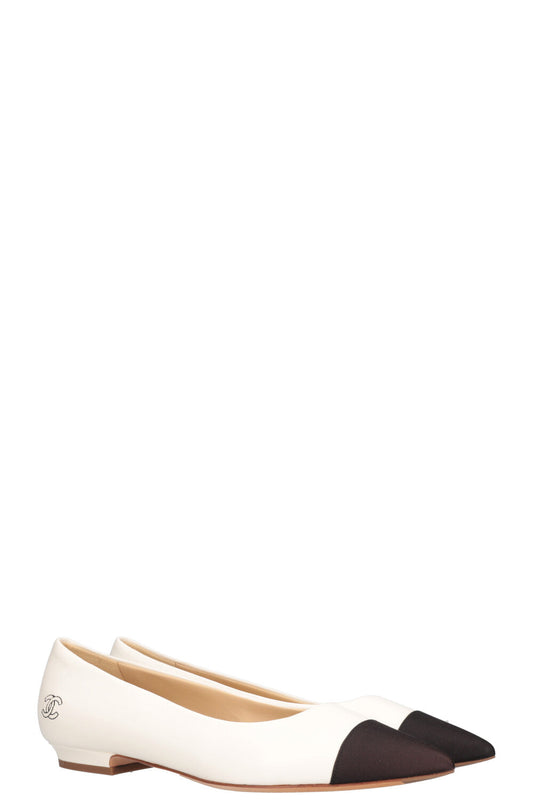 CHANEL Flats White