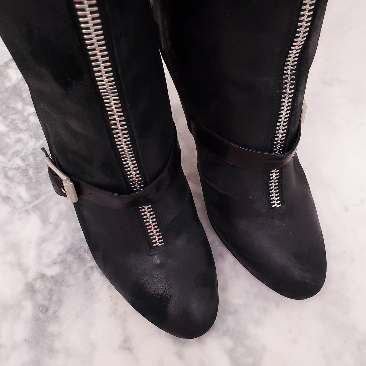 JIMMY CHOO BLACK LEATHER HEELED BOOTS WITH BUCKLE - SIZE 38.5