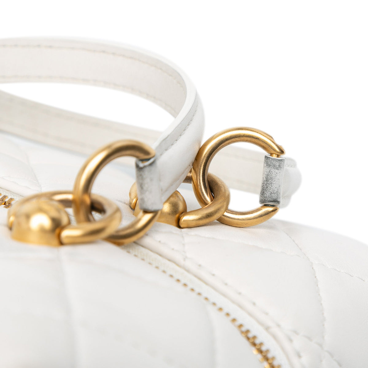 White Chanel Métiers d'Art CC Quilted Lambskin Box with Top Handle Bag Satchel