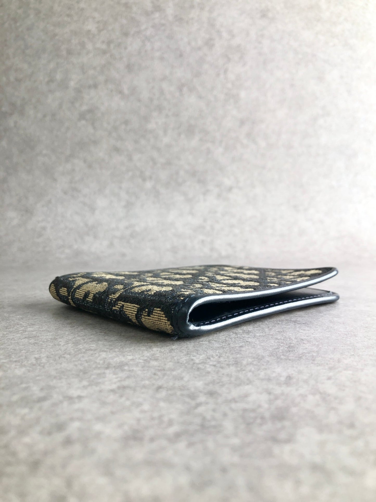 Christian Dior Trotter Folded Wallet Navy Vintage knuihe