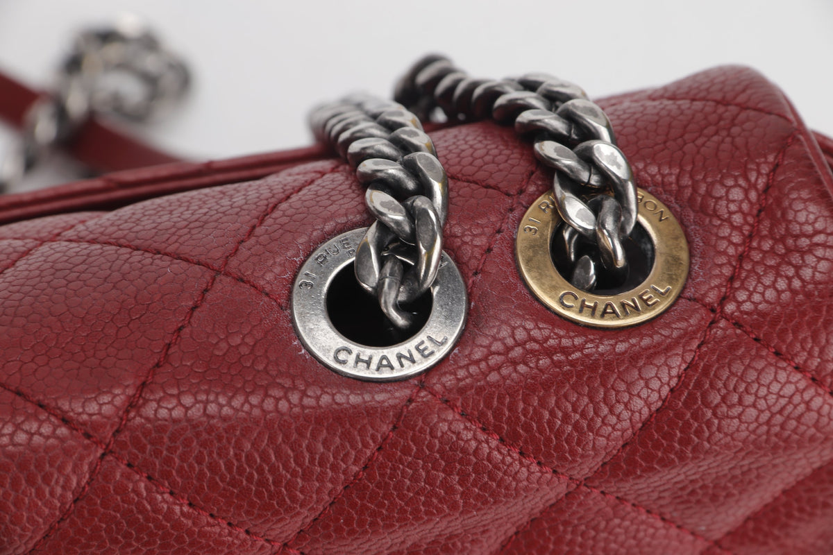 CHANEL POCKET FLAP MESSENGER BAG 26CM (2322xxxx) RED CAVIAR LEATHER GOLD & SILVER HARDWARE, WITH , NO DUST COVER