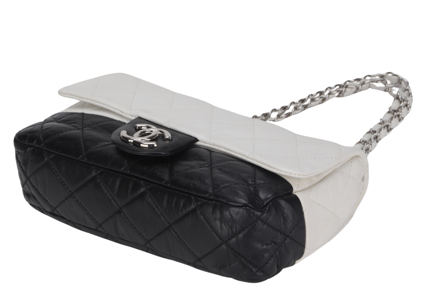 CHANEL CLASSIC FLAP BICOLOR (1267xxxx) MEDIUM BLACK & WHITE LAMBSKIN SILVER HARDWARE, NO  & DUST COVER