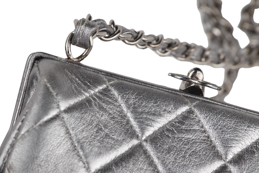 CHANEL VINTAGE TIMELESS FRAME BAG MINI QUILTED SILVER METALLIC LAMBSKIN SILVER HARDWARE (458xxxx)