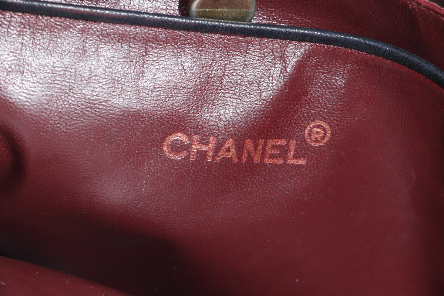 CHANEL VINTAGE CAMERA BAG (117xxxx) MEDIUM BLACK LAMBSKIN QUILTED GOLD HARDWARE NO DUST COVER