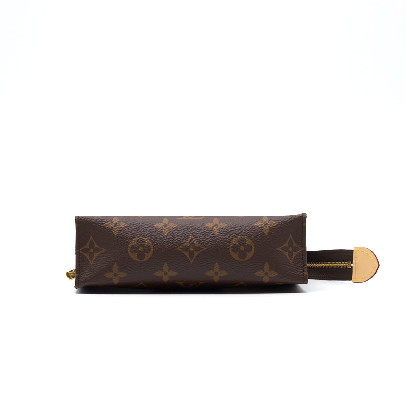 Louis Vuitton toiletry pouch 19