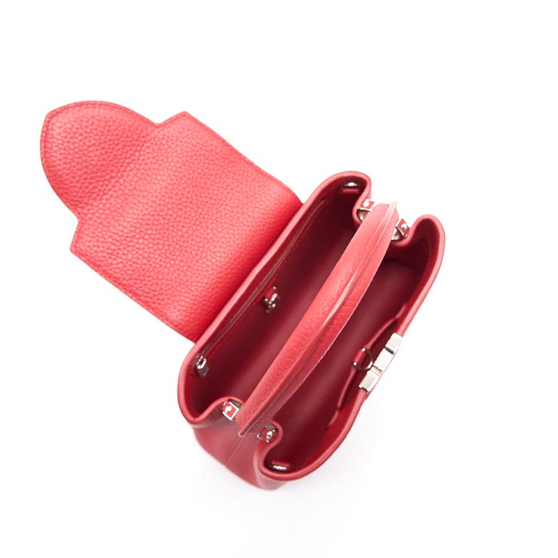Louis Vuitton Taurillon Capucines BB Rubis