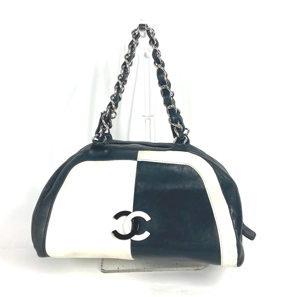 CHANEL Shoulder Bag leather white By color CC COCO Mark WChain