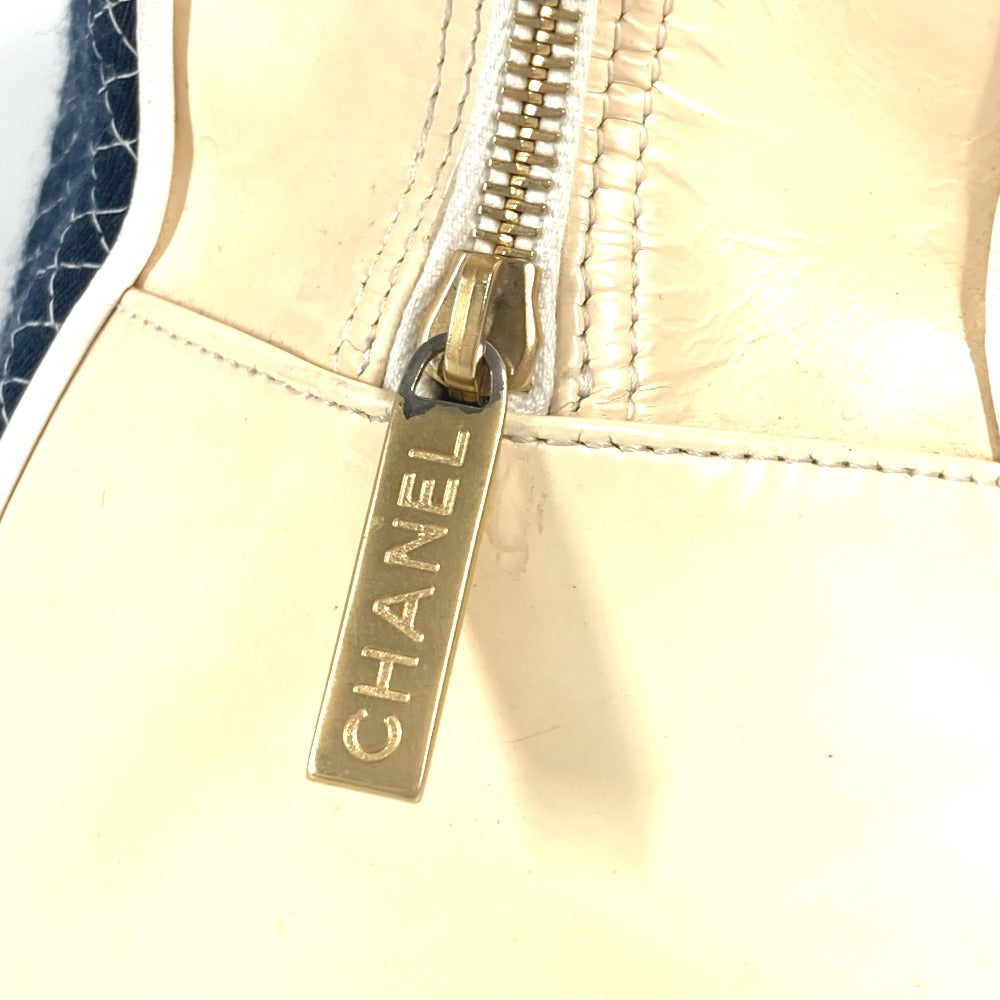 CHANEL Shoulder Bag Enamel / Canvas Navy quilting matelasse CC COCO Mark Women Used