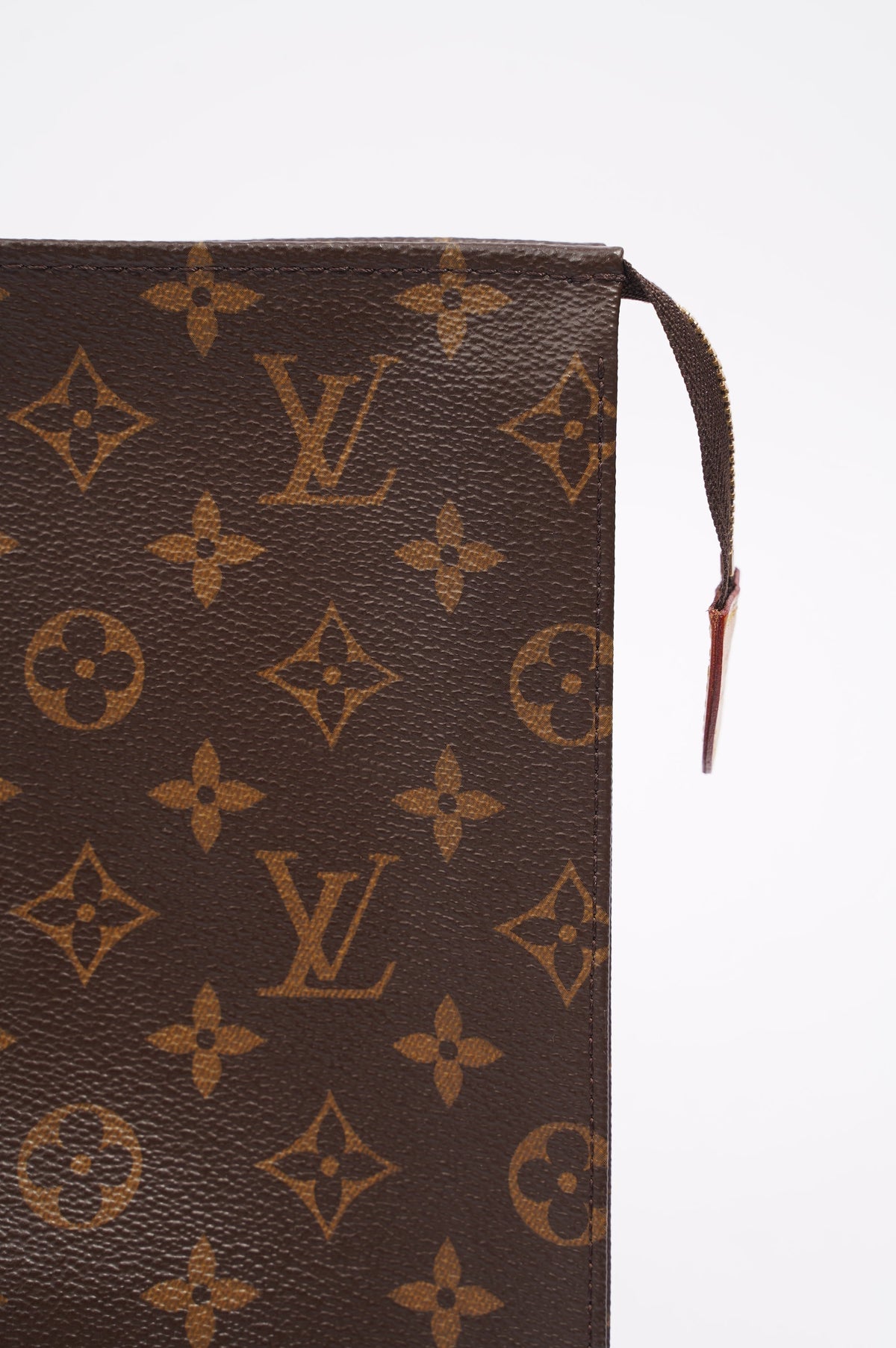 Louis Vuitton Toiletry Pouch Monogram Canvas 26