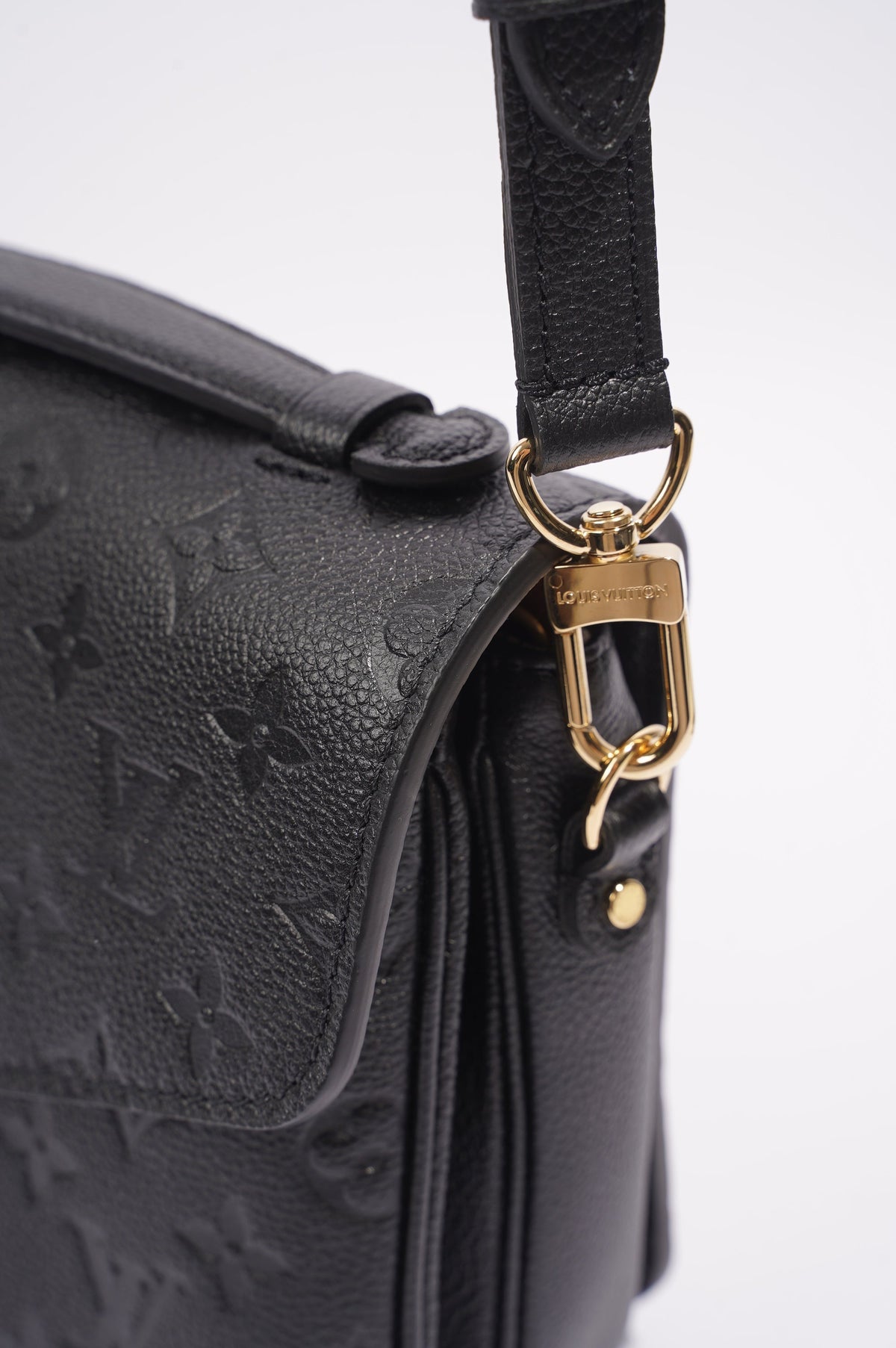 Louis Vuitton Pochette Metis Black Empreinte Leather