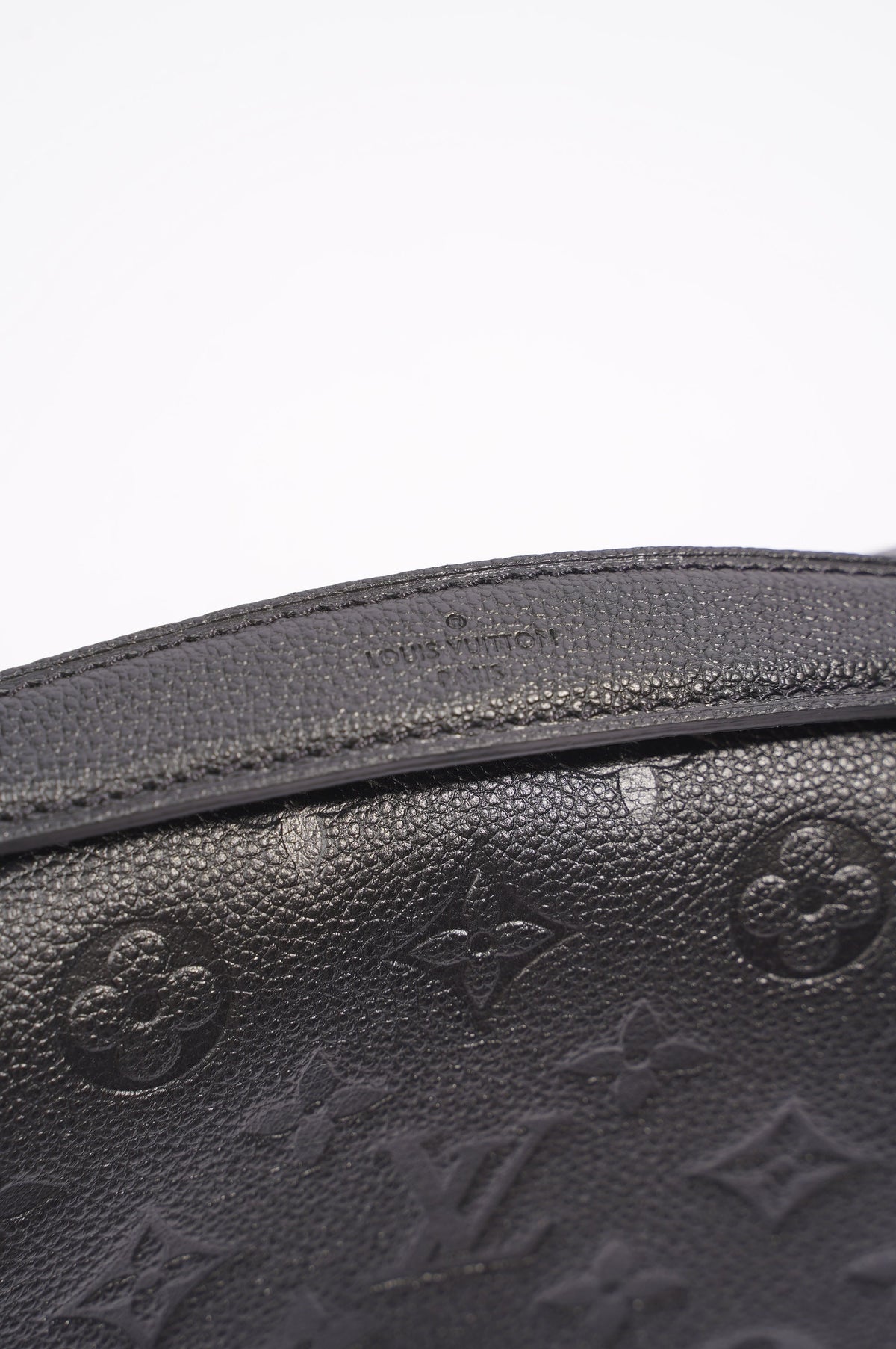 Louis Vuitton Pochette Metis Black Empreinte Leather