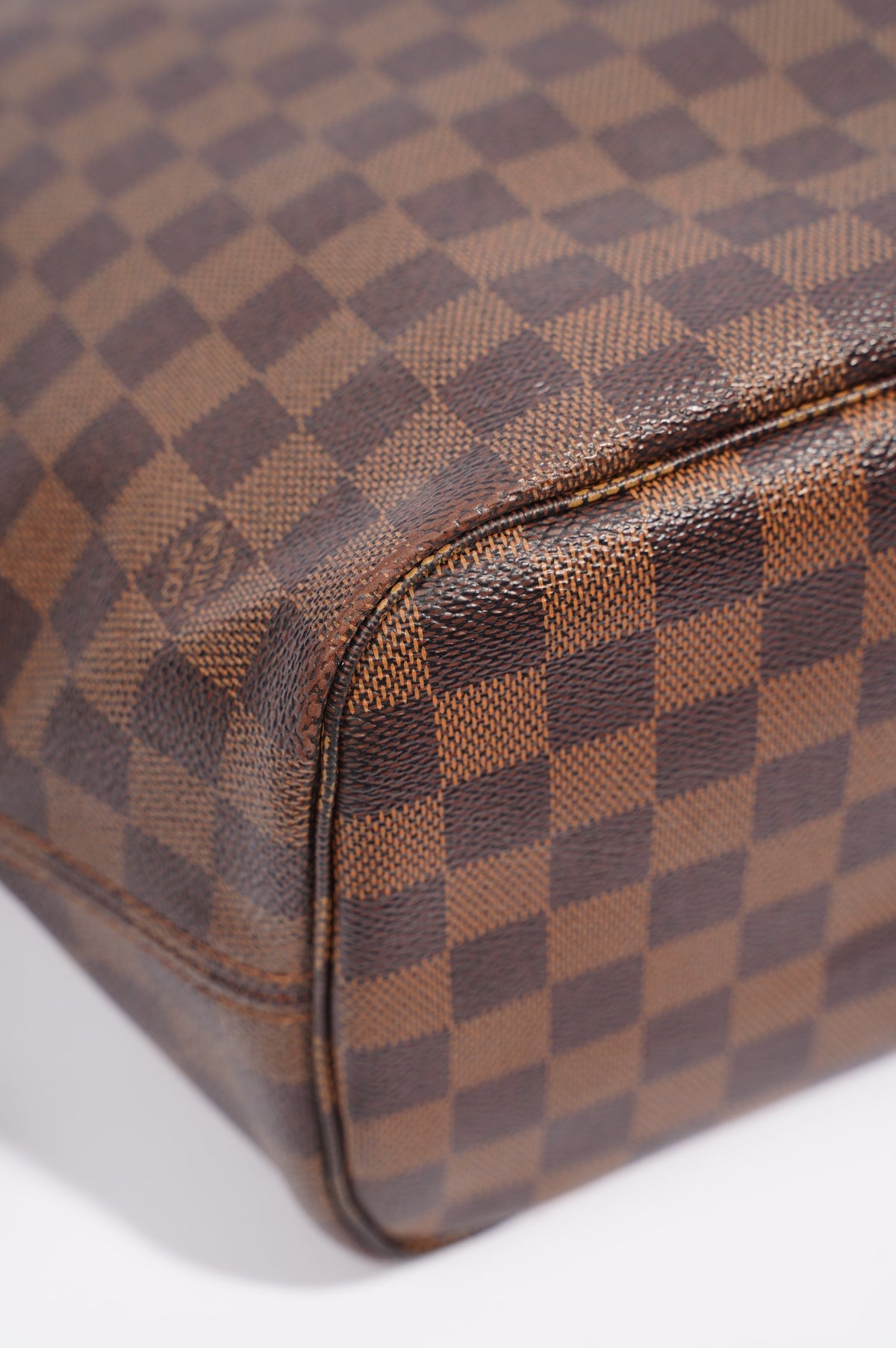 Louis Vuitton Neverfull Damier Ebene Canvas MM