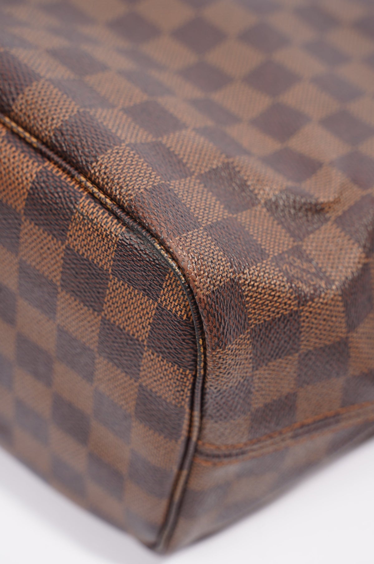Louis Vuitton Neverfull Damier Ebene Canvas MM