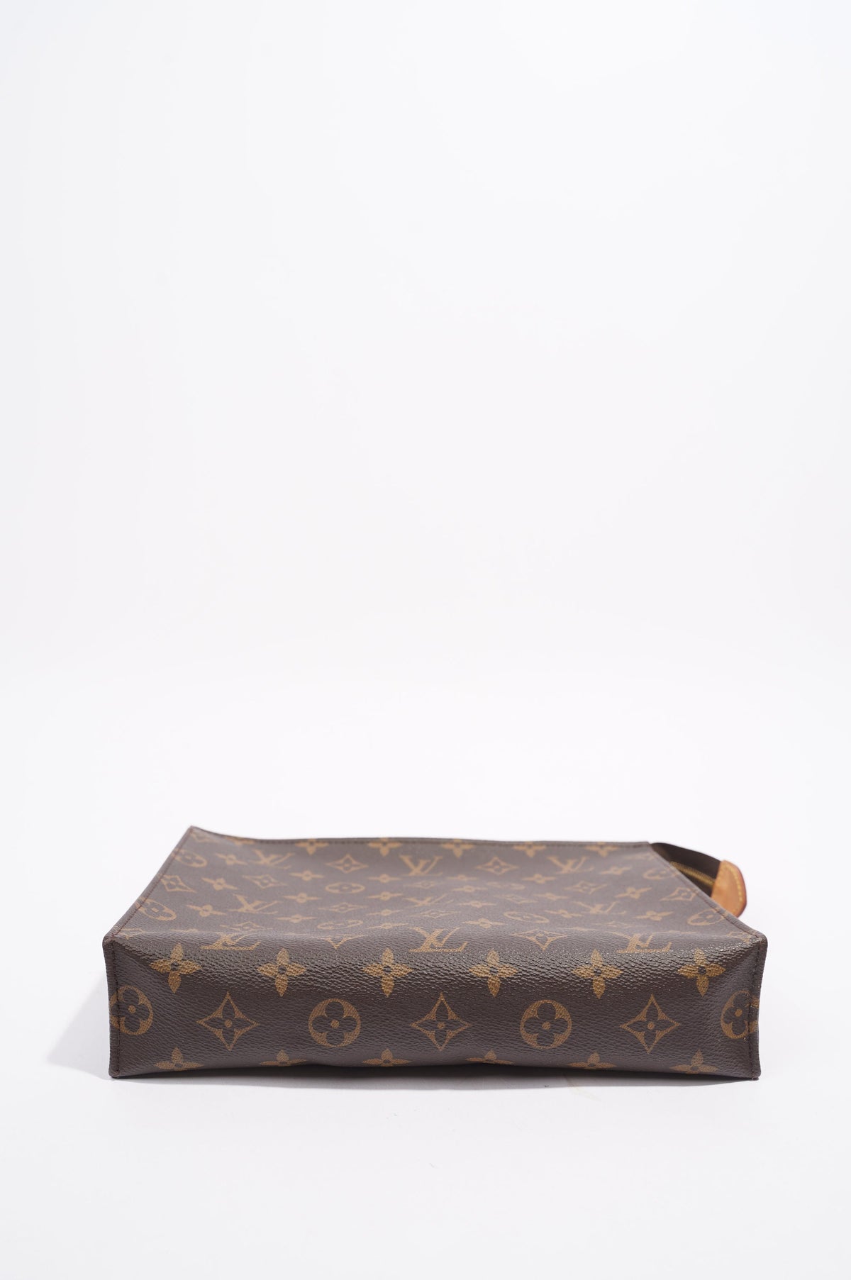 Louis Vuitton Toiletry Monogram Canvas 26