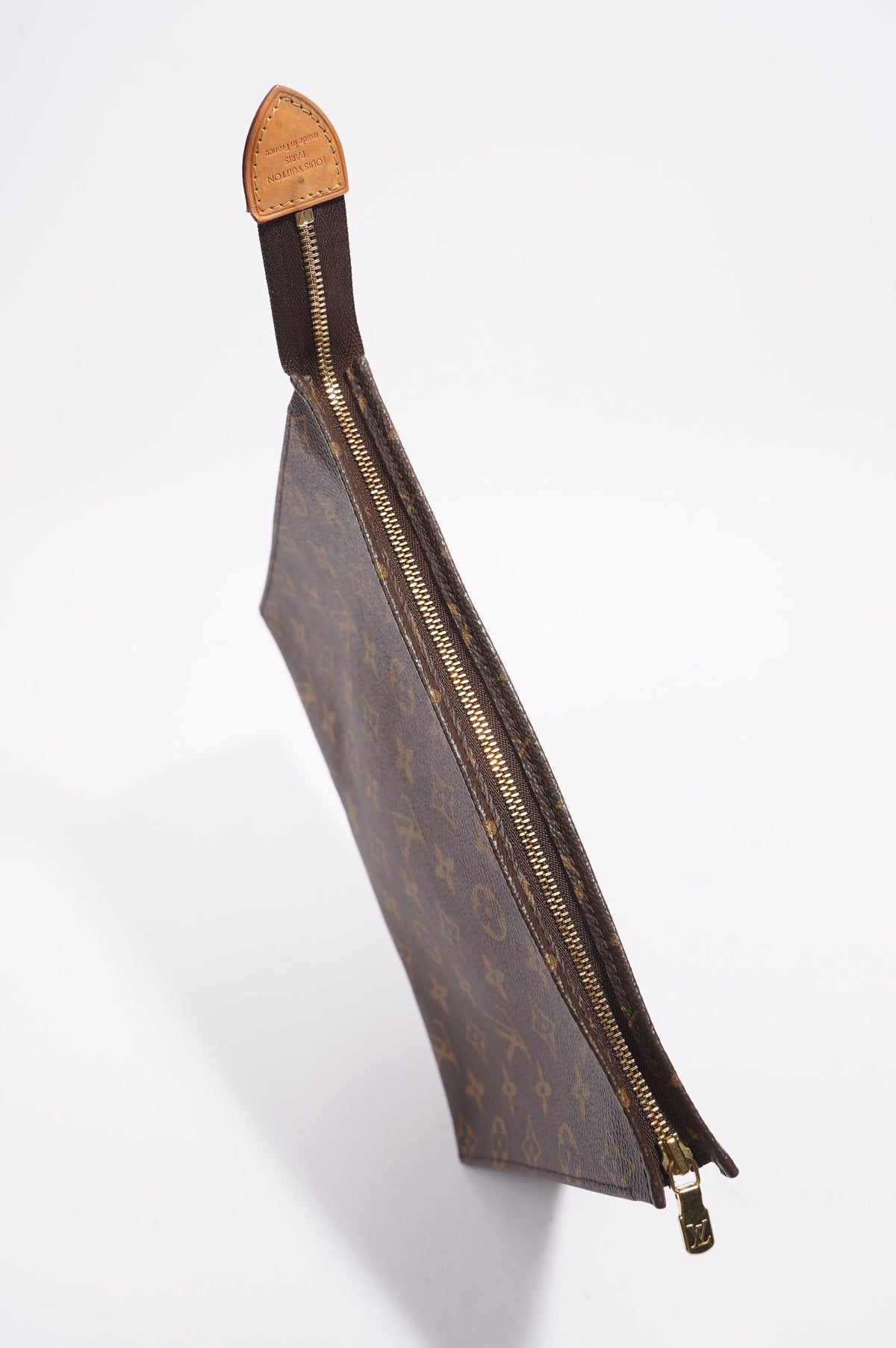 Louis Vuitton Toiletry Monogram Canvas 26