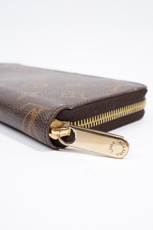 Louis Vuitton Zippy Wallet Monogram Canvas