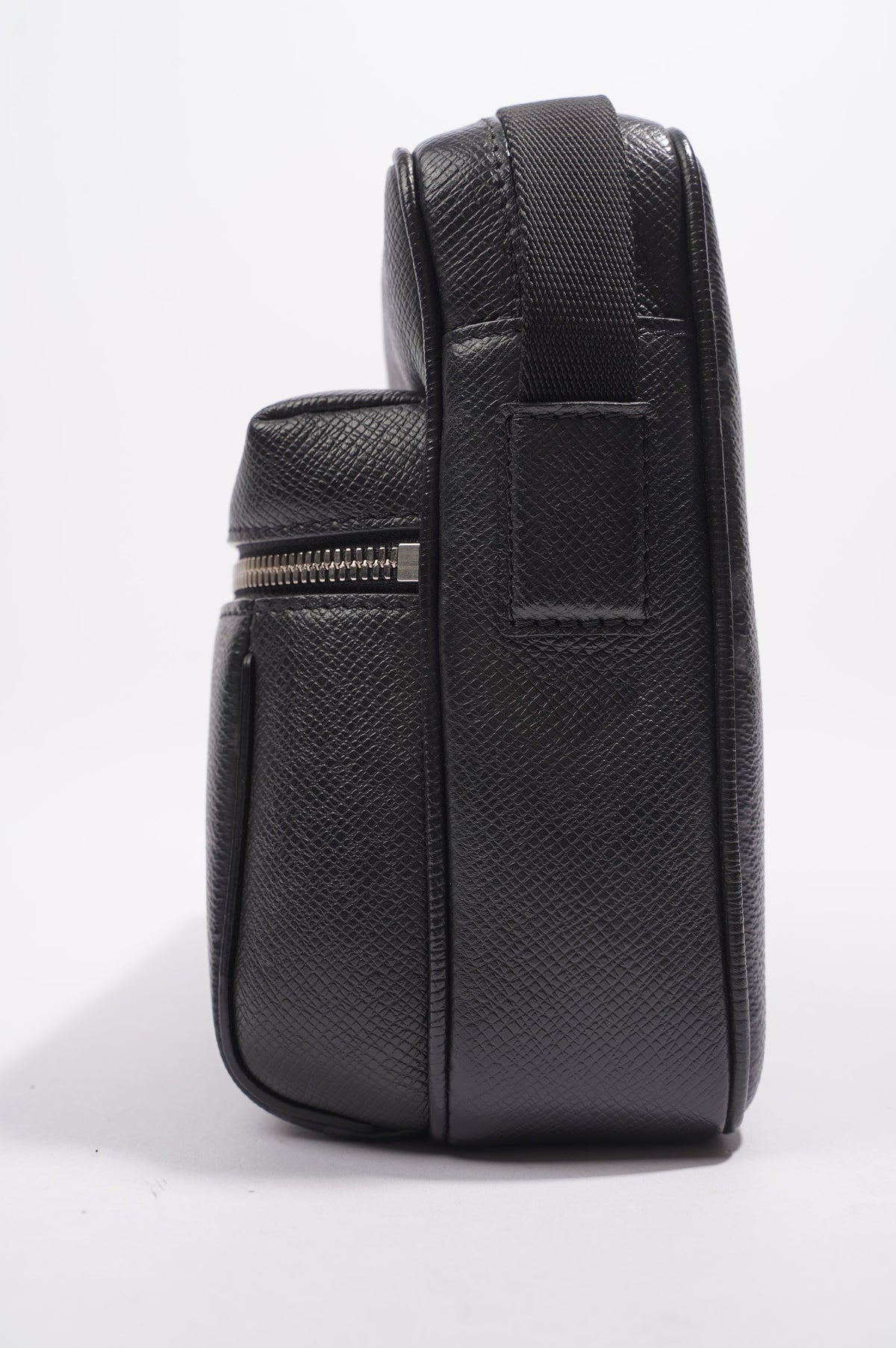 Louis Vuitton Outdoor Messenger Bag Monogram Eclipse Canvas