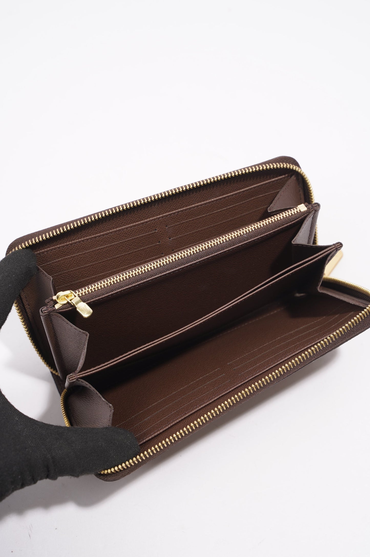 Louis Vuitton Zippy Wallet Damier Ebene Canvas