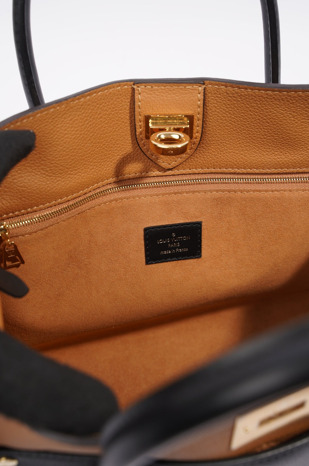 Louis Vuitton On My Side Black / Tan / Monogram Leather OS
