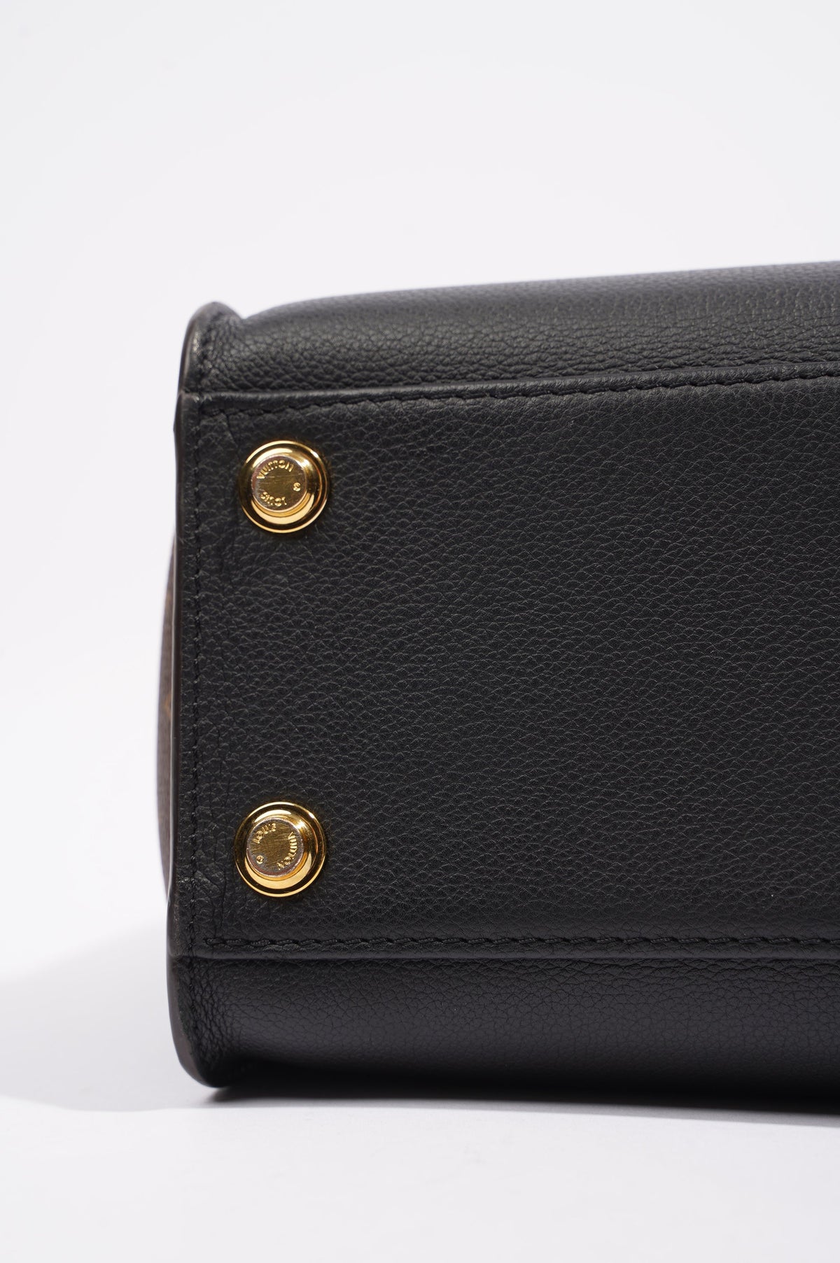 Louis Vuitton On My Side Black / Tan / Monogram Leather OS