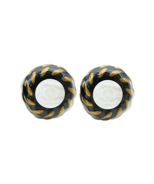 CHANEL EARRINGS COCOMARK SHELL ROUND COCOMARK ACCESSORY 90271942 DBXS3614