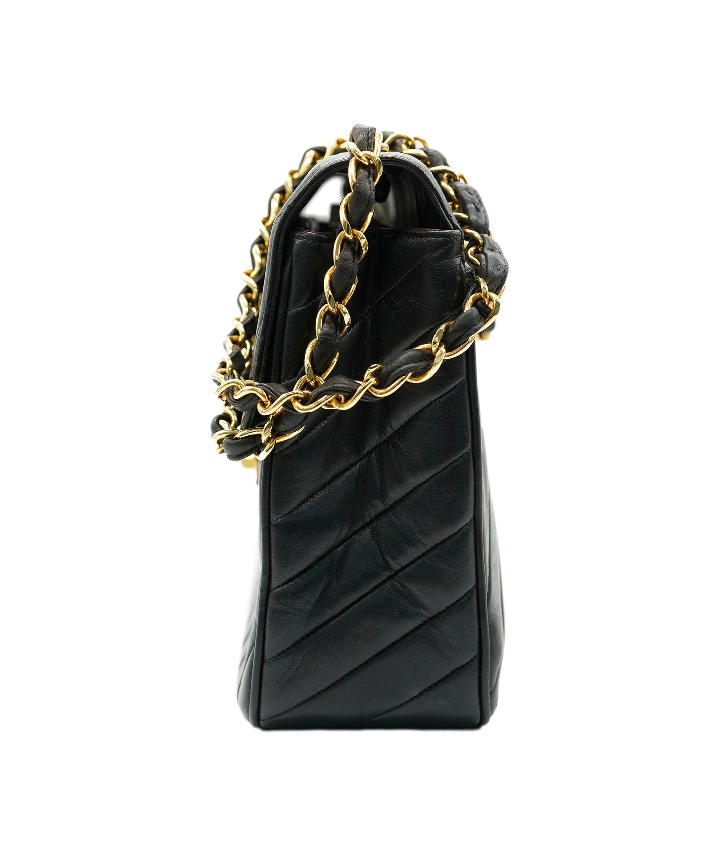 Chanel Chevron Maxi Lambskin Bag ALC2213
