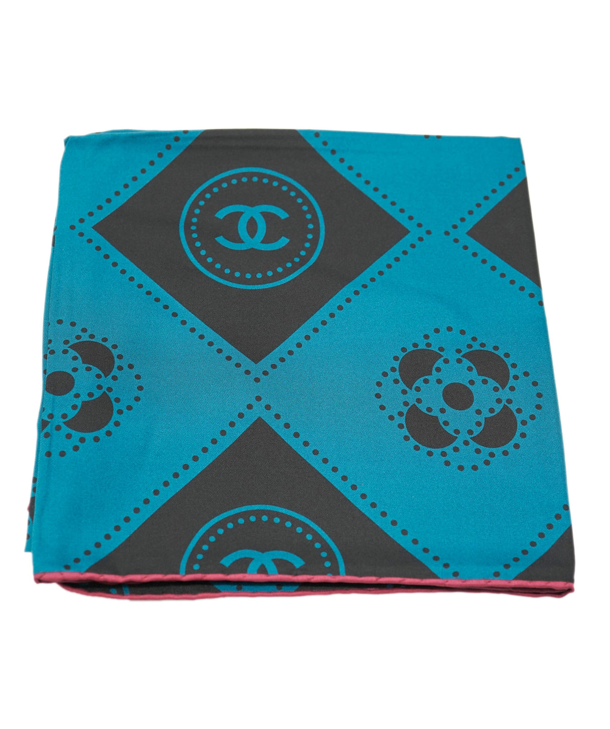 Chanel scarf silk brand new, blue with losanges DBXS3397