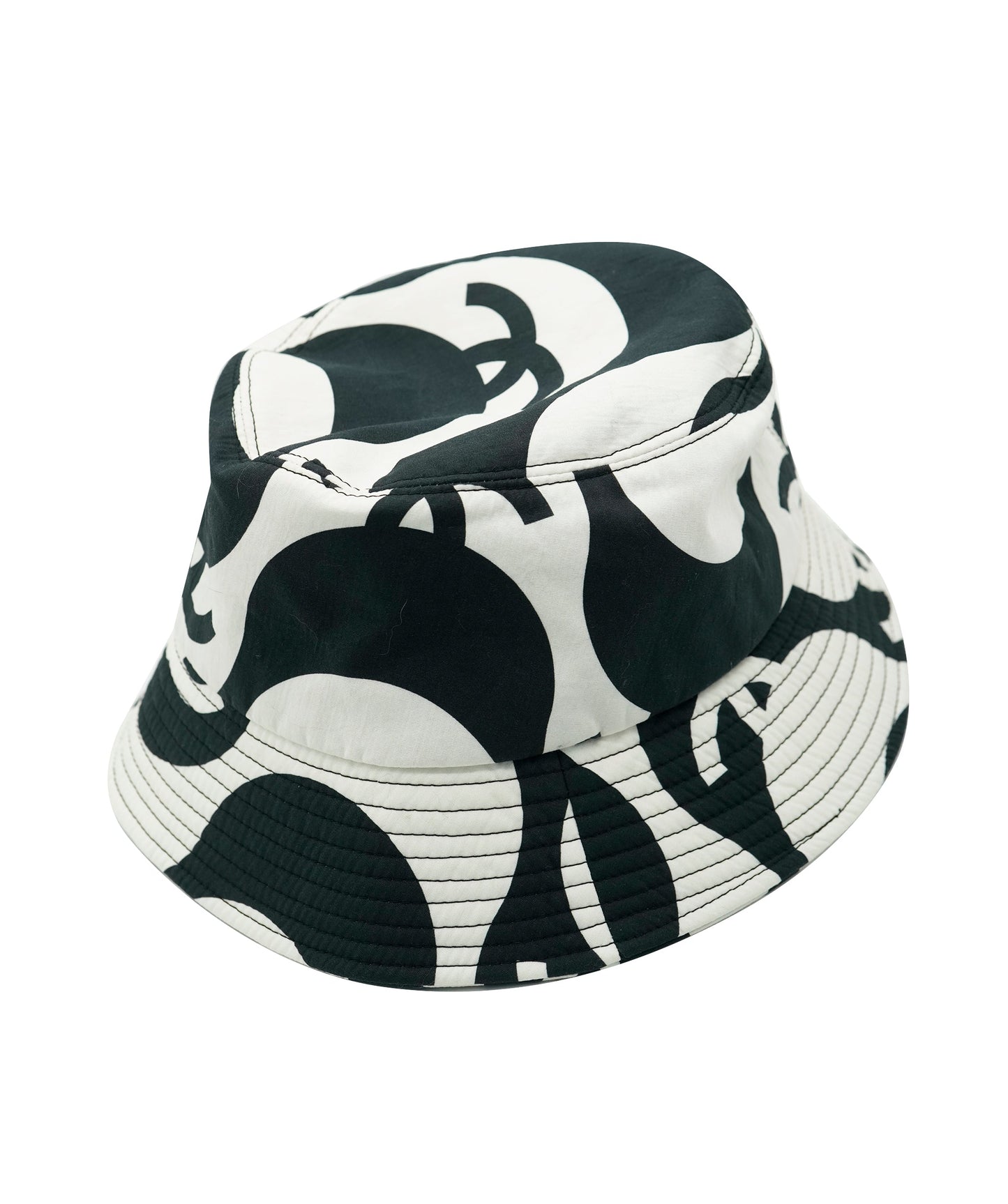 Chanel black and white wavy hat  DBXS3796