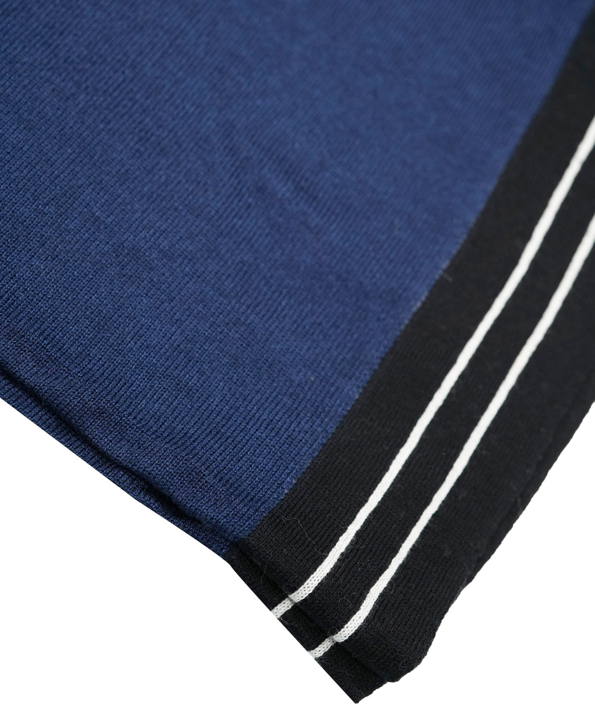 Chanel long navy with white contours  DXBS3775