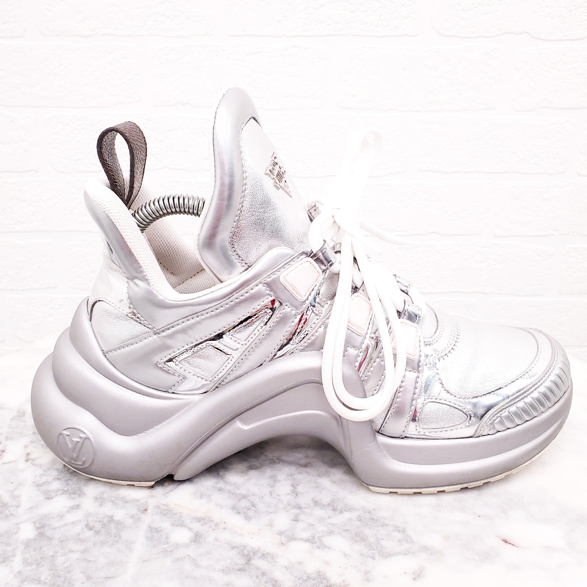 LOUIS VUITTON SILVER ARCH LIGHT CHUNKY SNEAKERS - SIZE 38