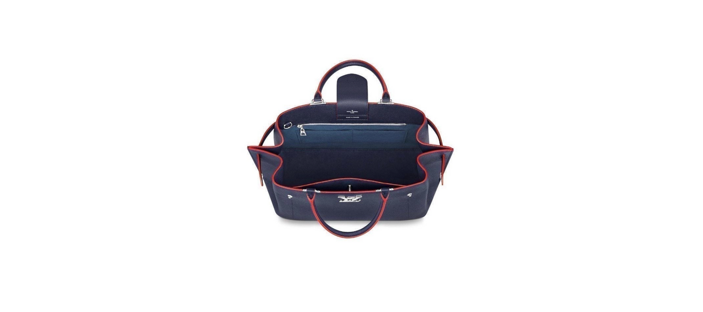 LOUIS VUITTON LOCKME DAY BAG