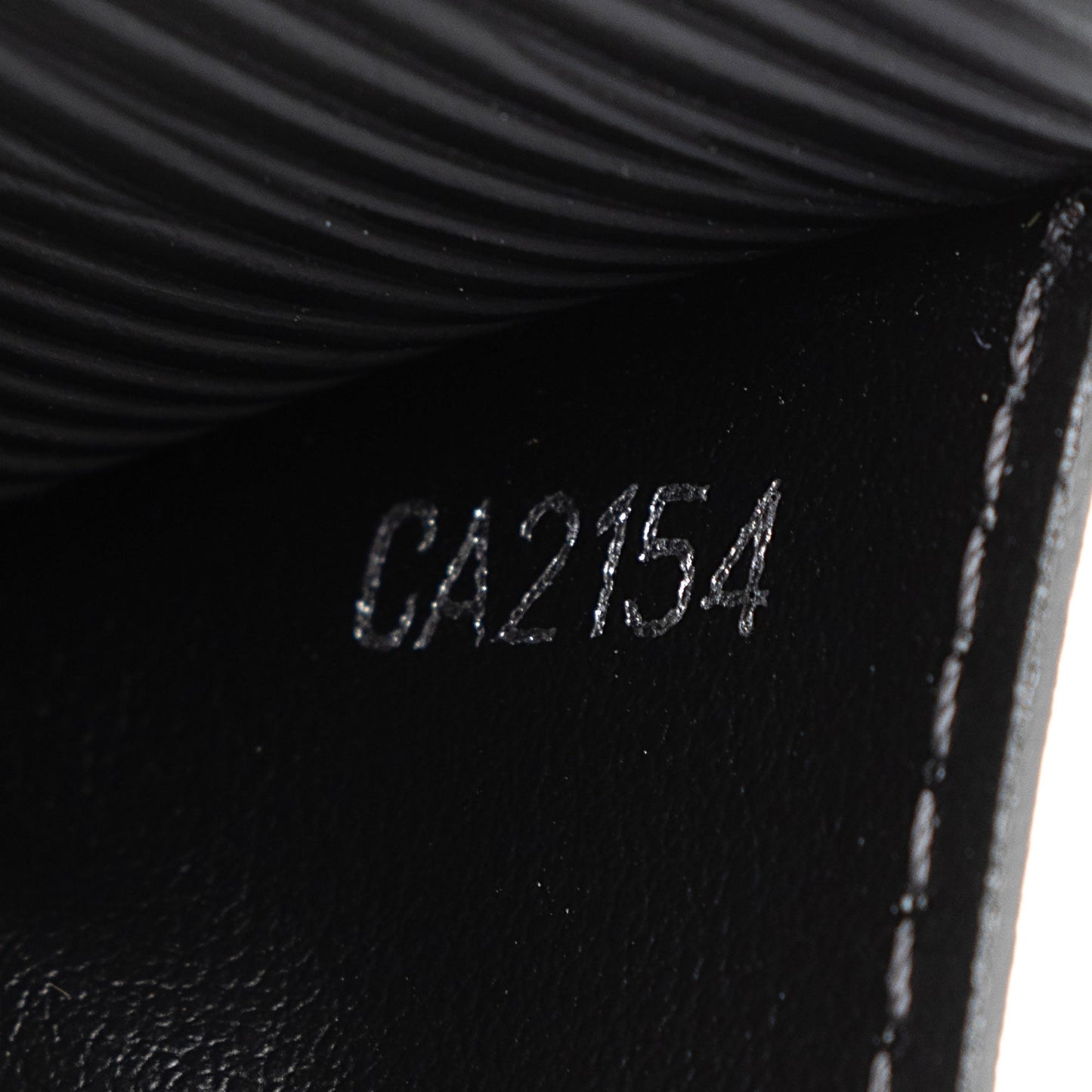 Louis Vuitton Epi Leather Sarah Wallet