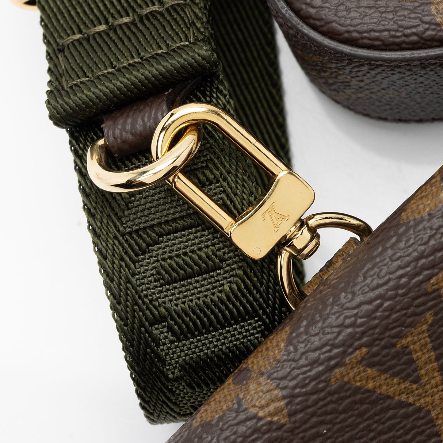 Louis Vuitton Monogram Canvas Felicie Strap & Go Crossbody Bag (SHF-LRQxmR)