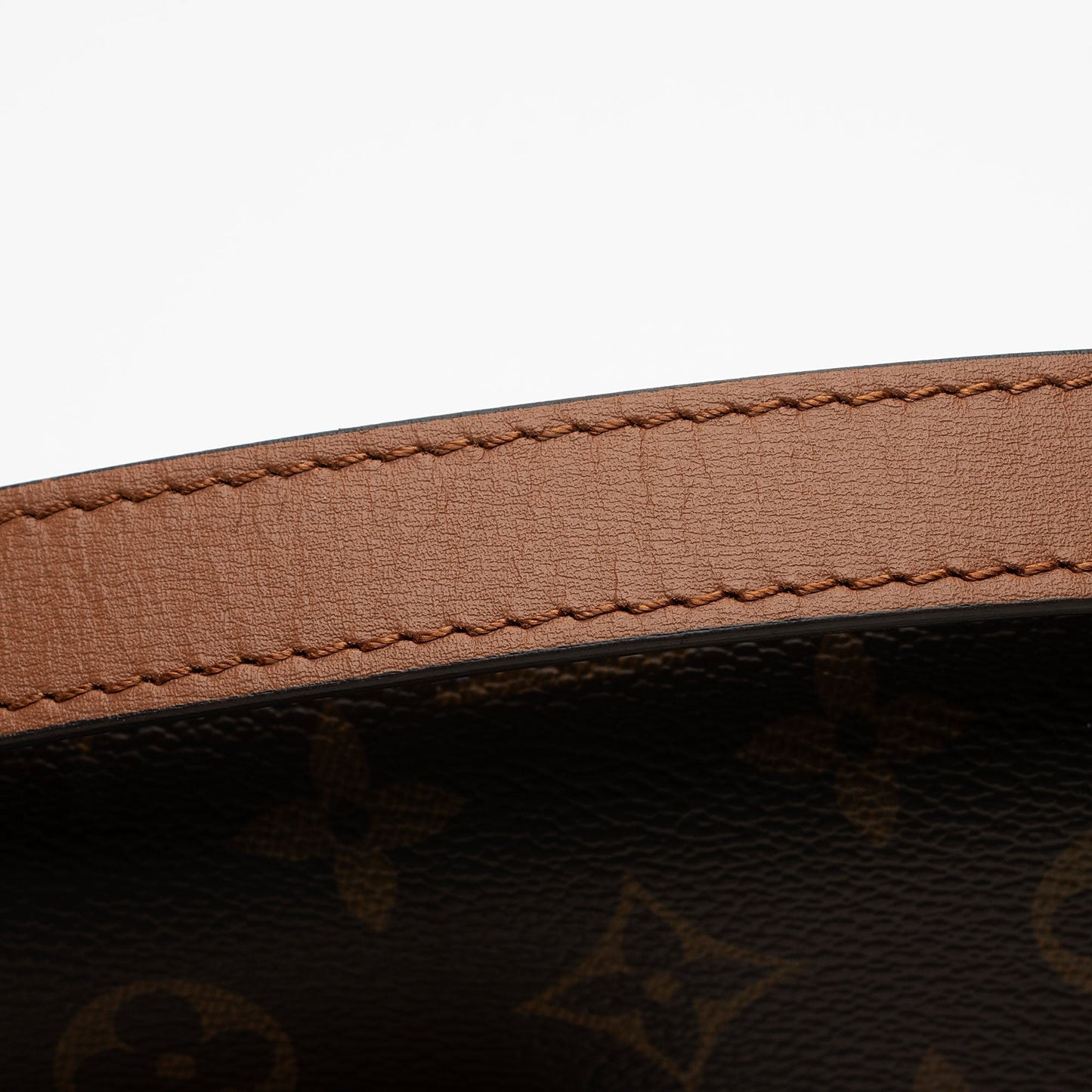 Louis Vuitton Reverse Monogram Dauphine MM Shoulder Bag (SHF-ioa83y)