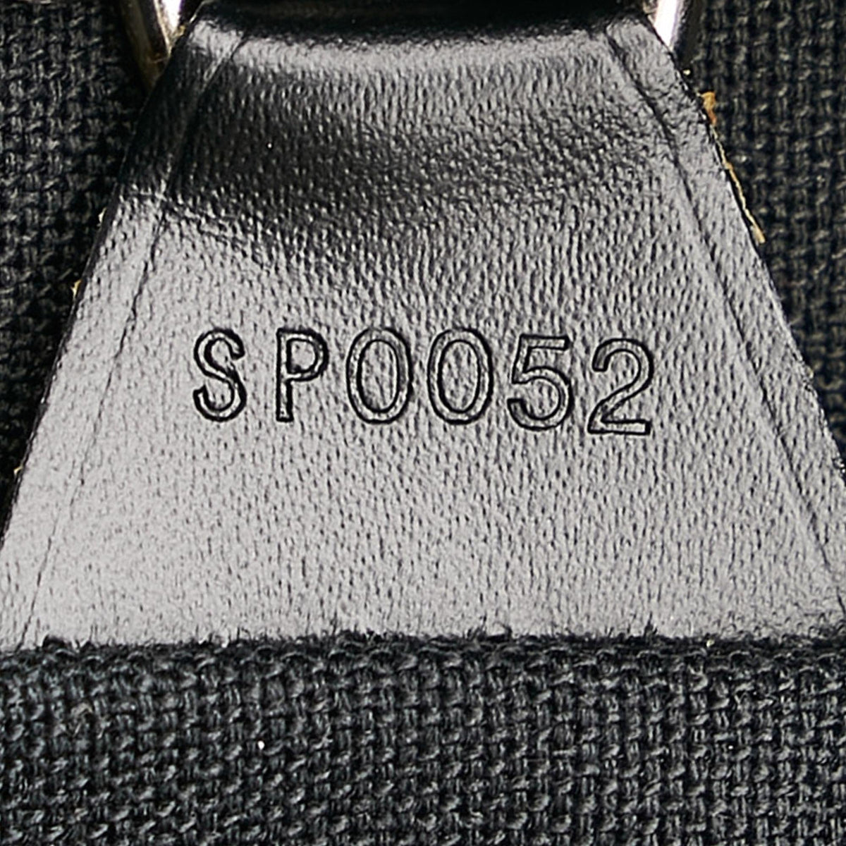 Louis Vuitton Taiga Dersou (SHG-37855)