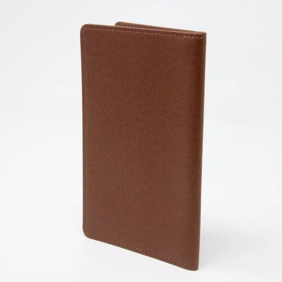 Louis Vuitton Taiga Leather Bifold ID Card Wallet LV-W0930P-0410