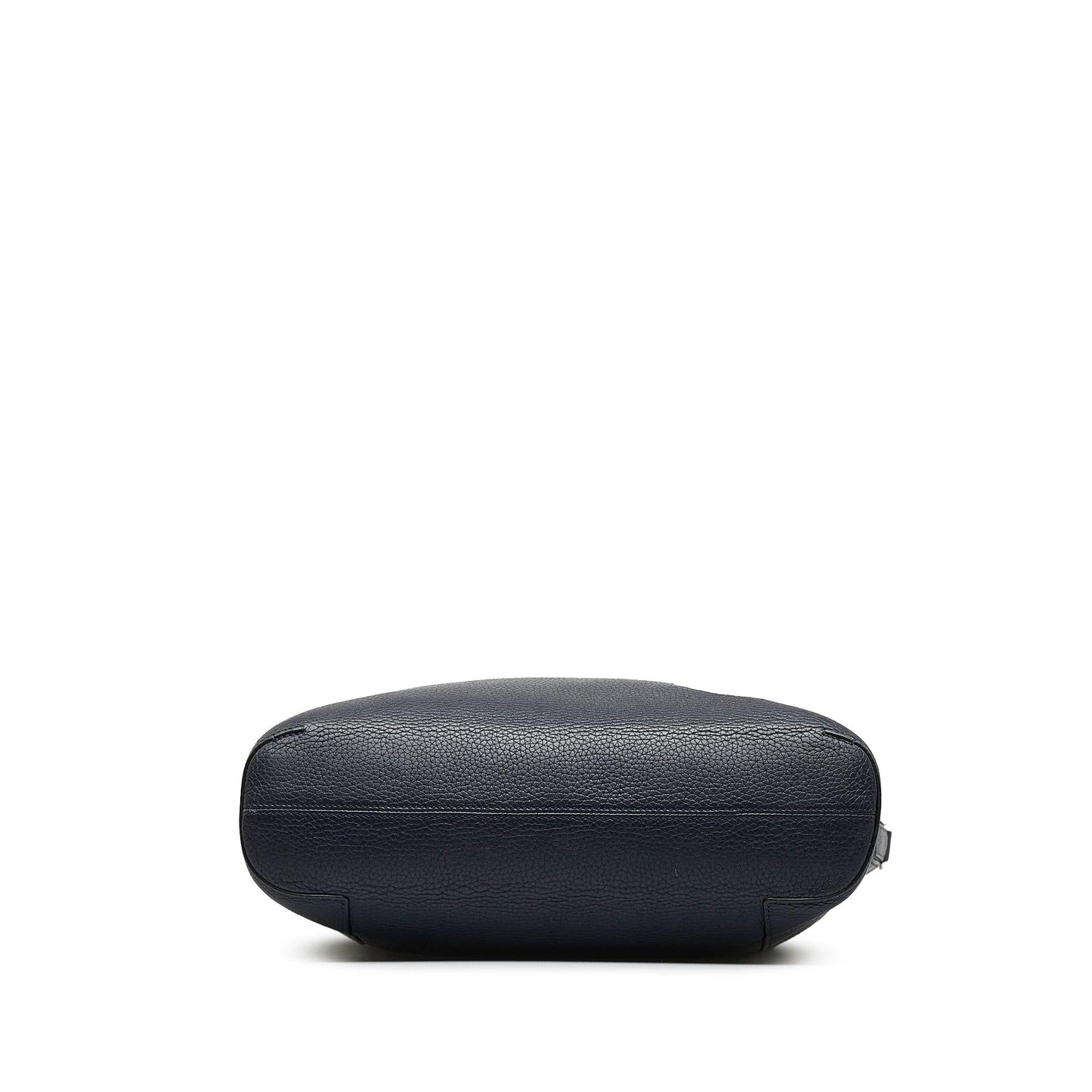 Louis Vuitton Taurillon East Side Tote MM (SHG-pwrTpS)