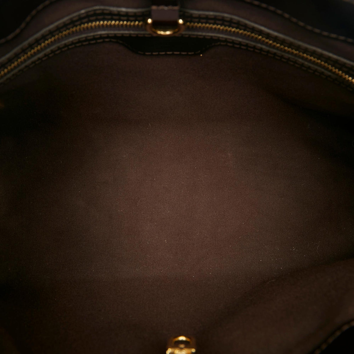 Louis Vuitton Vernis Wilshire PM (SHG-34339)