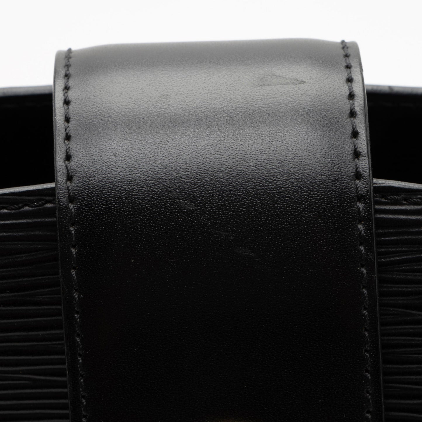 Louis Vuitton Vintage Epi Leather Cluny Shoulder Bag (SHF-d5Ik95)