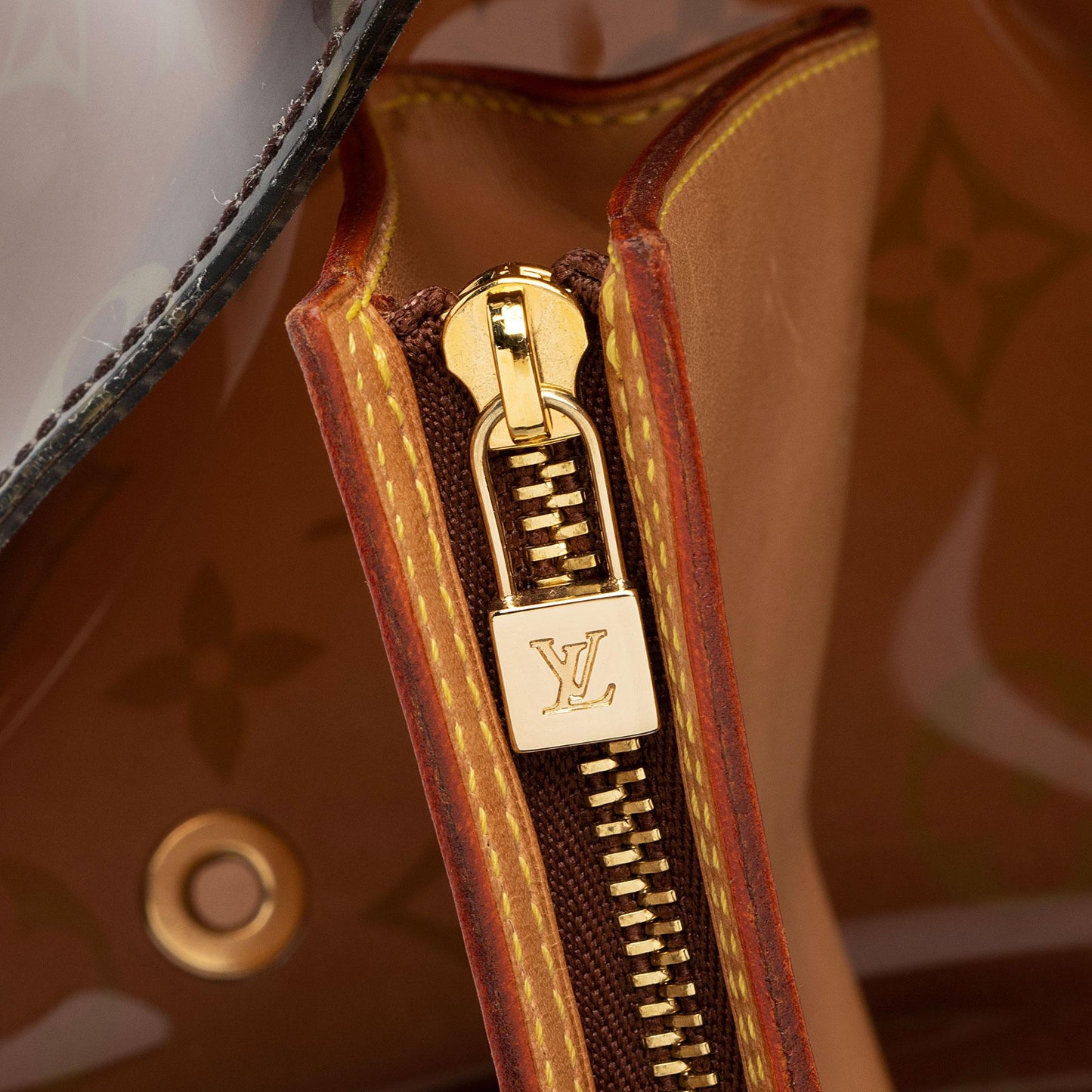 Louis Vuitton Vintage Limited Edition Monogram Vinyl Ambre Cruise Tote (SHF-FfiVXi)