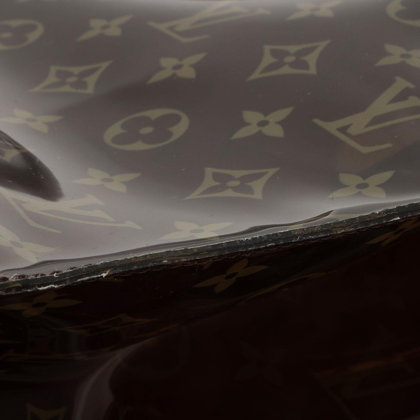 Louis Vuitton Vintage Limited Edition Monogram Vinyl Ambre Cruise Tote (SHF-FfiVXi)