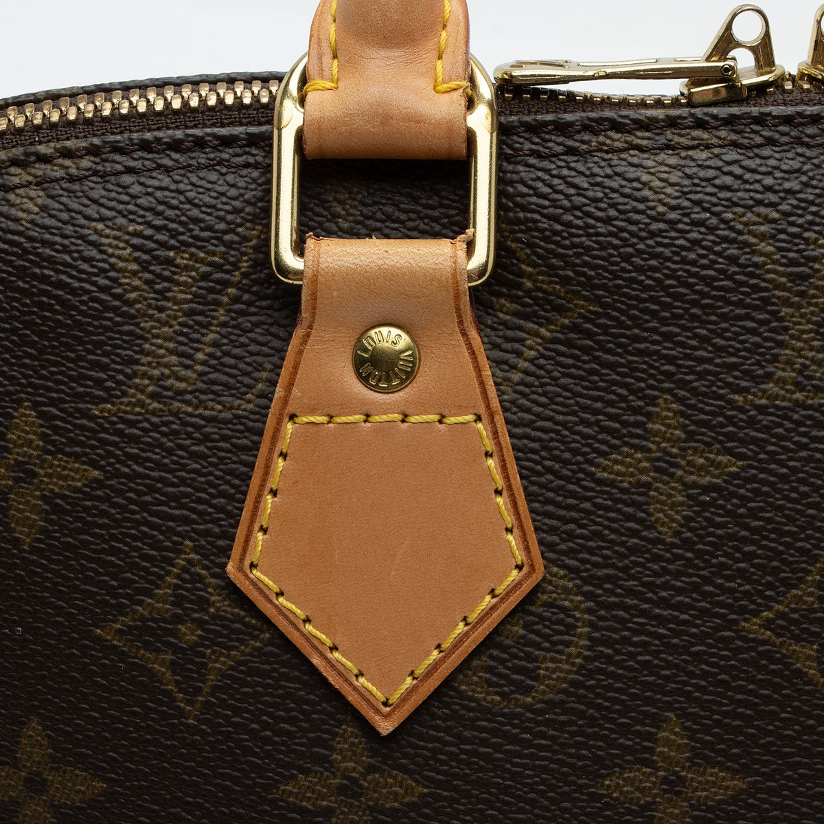Louis Vuitton Vintage Monogram Canvas Alma PM Satchel (SHF-Z8pdA9)