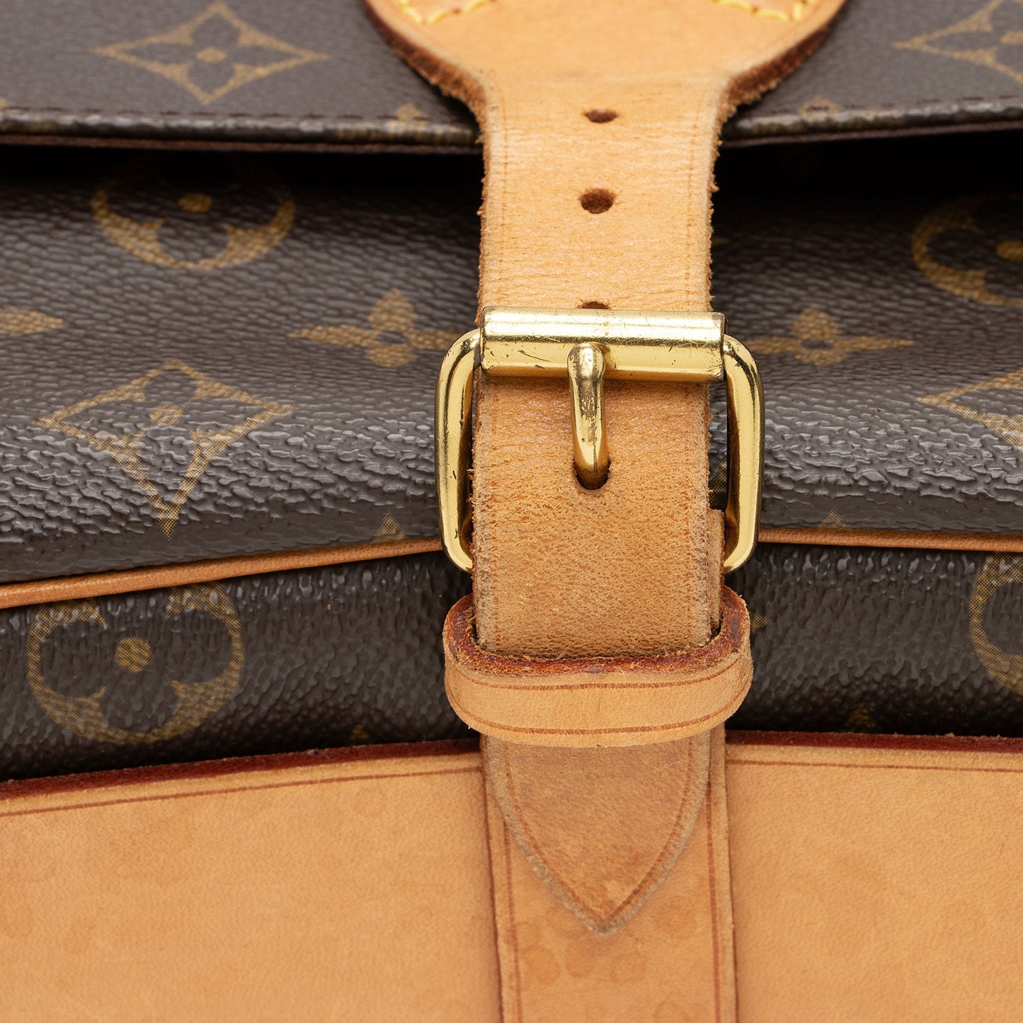 Louis Vuitton Vintage Monogram Canvas Cartouchiere GM Shoulder Bag (SHF-yJImEg)