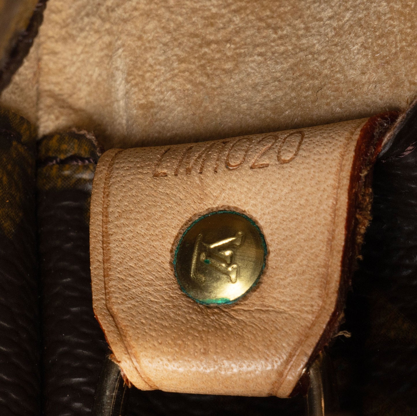 Louis Vuitton Vintage Monogram Canvas Luco Tote (SHF-dm5N1L)