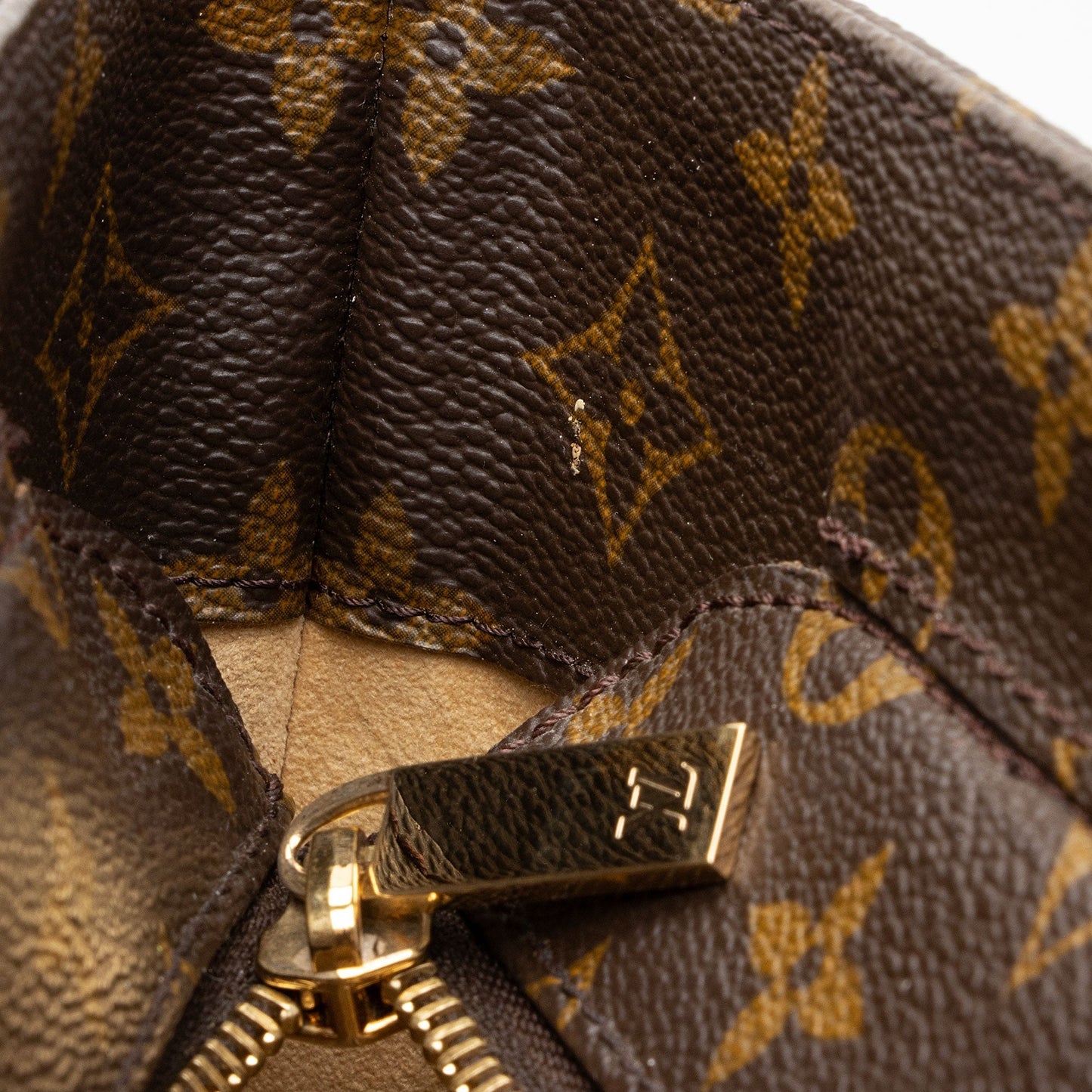 Louis Vuitton Vintage Monogram Canvas Luco Tote (SHF-dm5N1L)