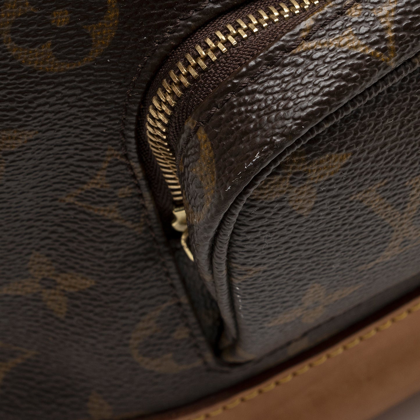 Louis Vuitton Vintage Monogram Canvas Montsouris MM Backpack (SHF-22354)