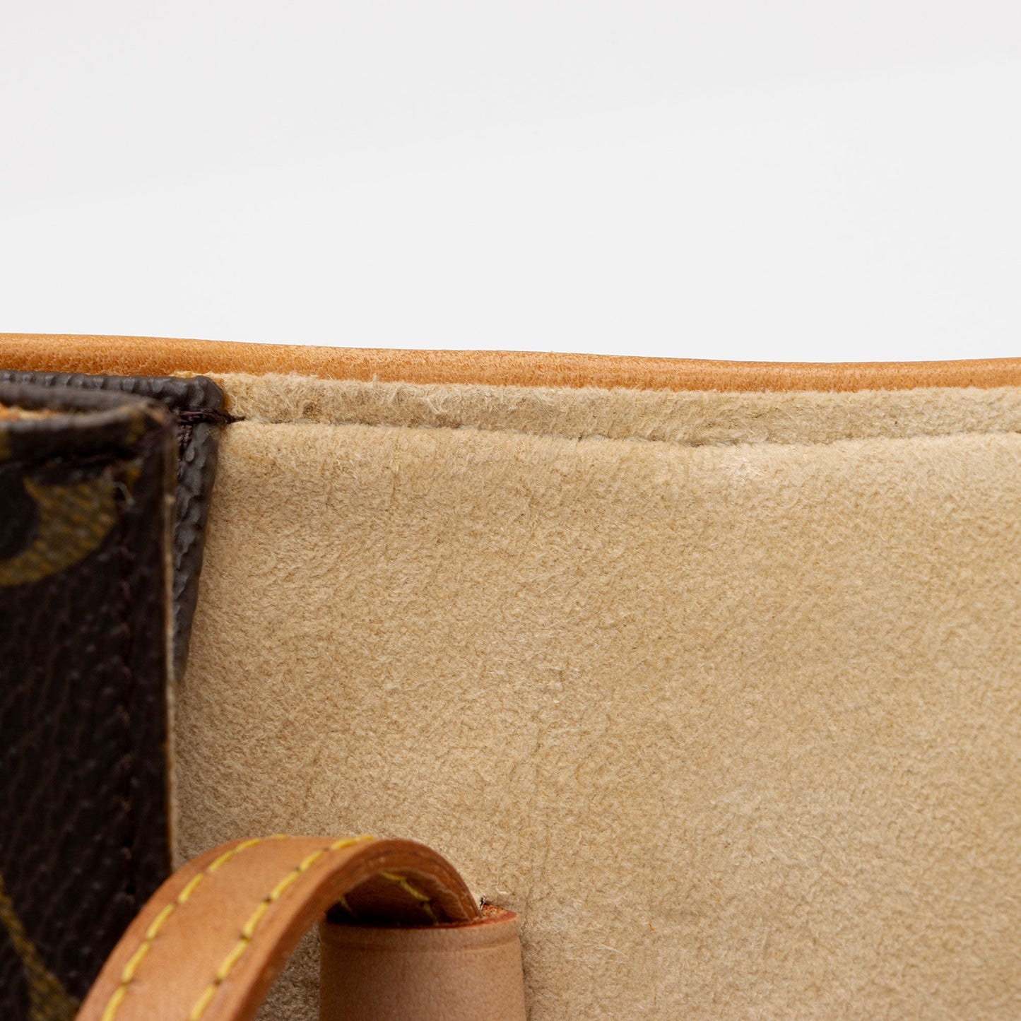 Louis Vuitton Vintage Monogram Canvas Pochette Twin GM Shoulder Bag (SHF-to1955)