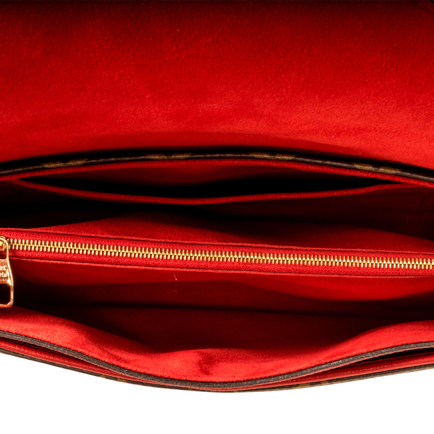 Pallas Chain Shoulder Bag